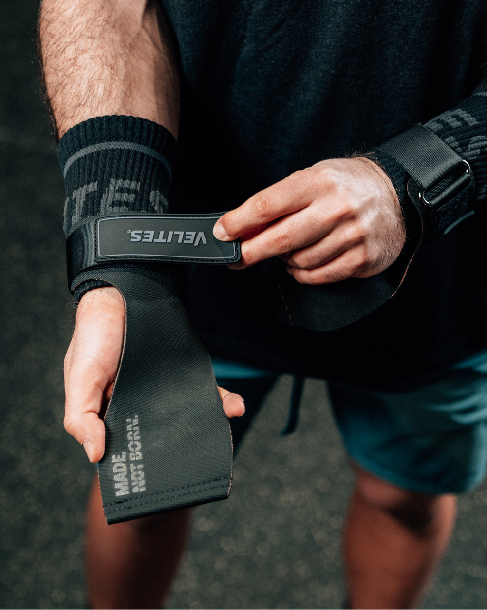 ESTAFASVELITESALLTERRAINBLACKDETAIL