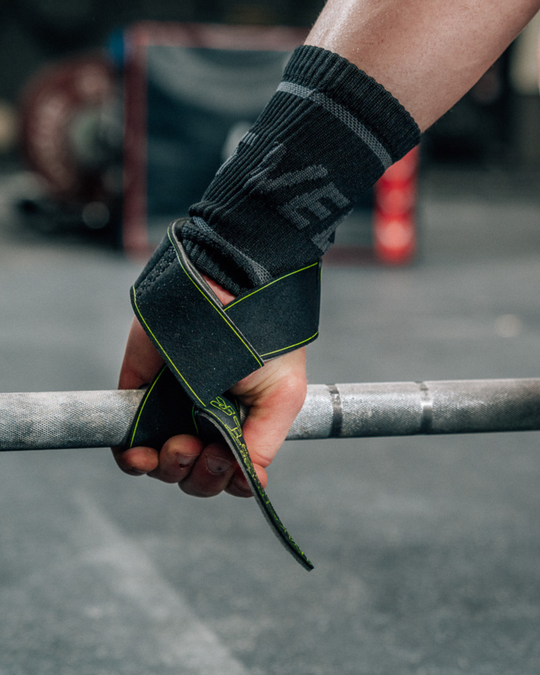 STRAPSWEIGHTLIFTINGBLACKBARBELL