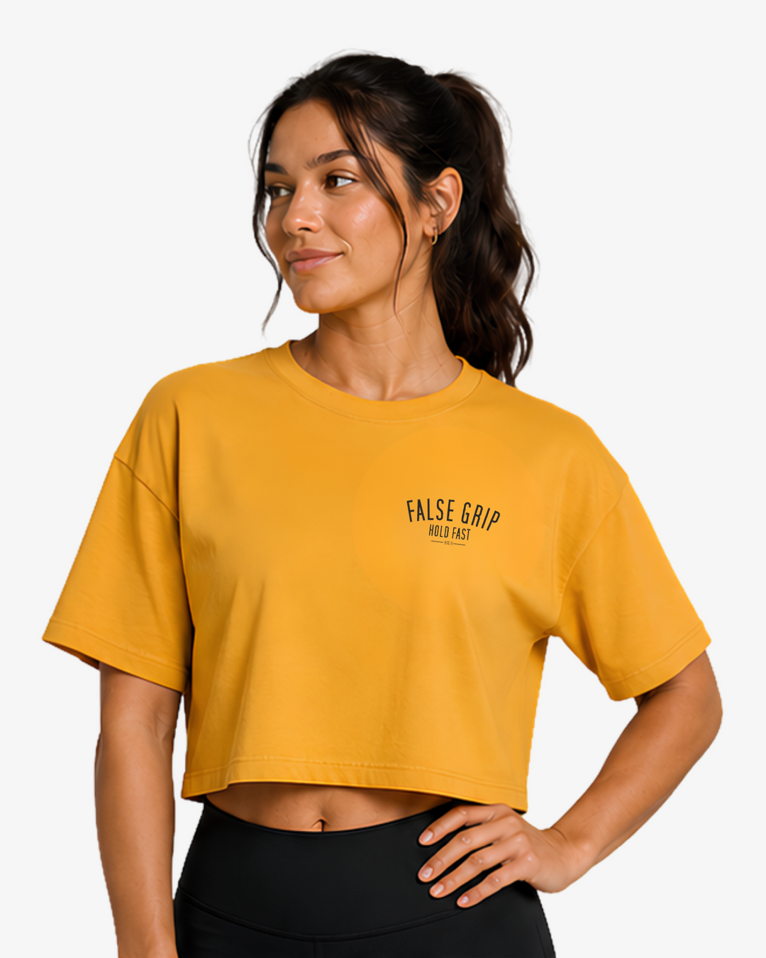 Crop T-Shirt Fueled by Pre-Workout da False Grip em Mustard, corte oversize cropped e logótipo discreto no peito.