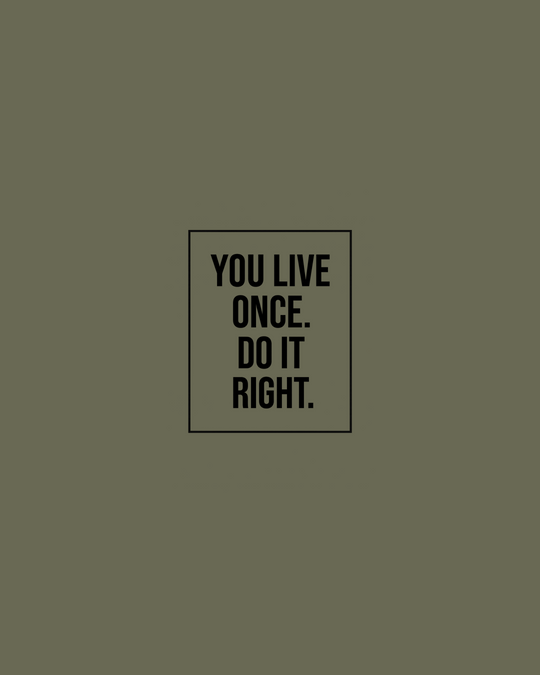 MOVE.EASY - LIFE. Crop Hoodie | Olive