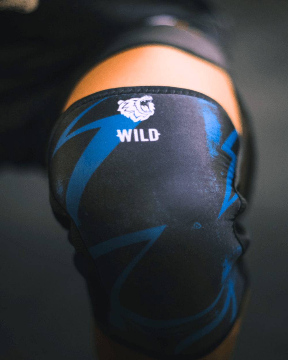 Joelheiras ThunderBlue | Black/Blue - TugaSox Fitness Store