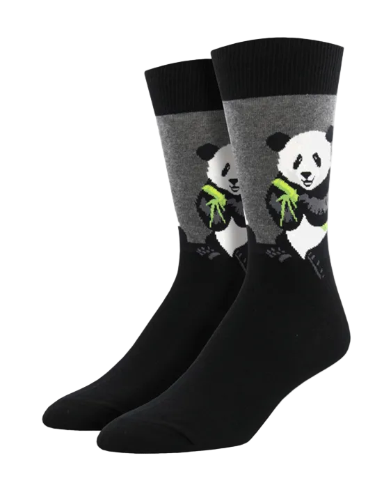 Meias Peaceful Panda - Lifestyle da Socksmith em preto e cinzento, com ilustração de um panda a comer bambu.