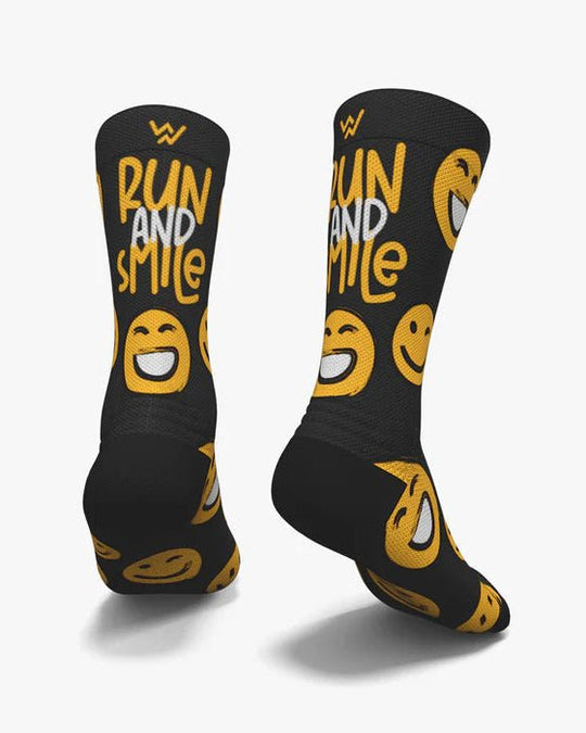 Meias Desportivas RUN AND SMILE - black - TugaSox Fitness Store