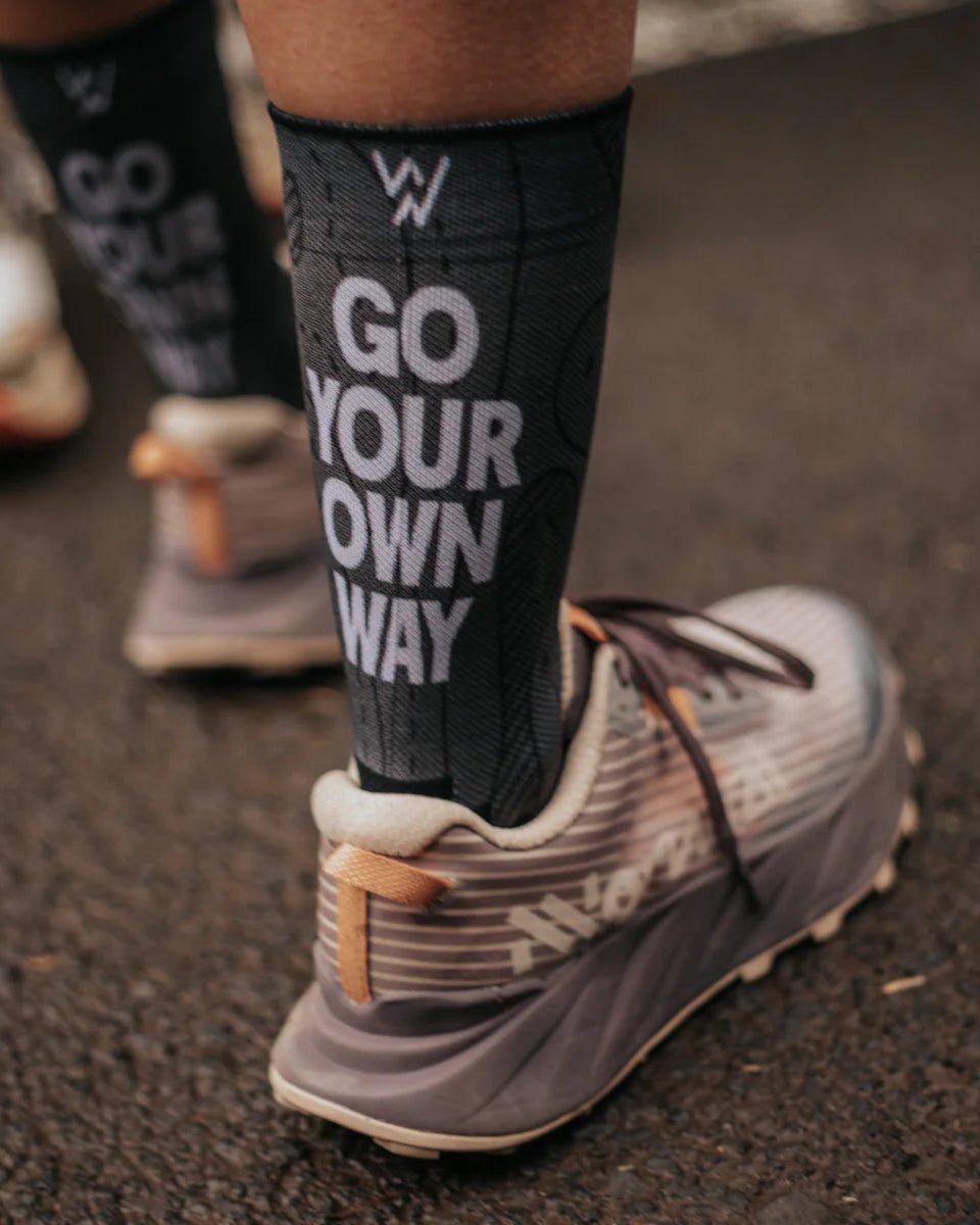 Meias Go Your Own Way - Hybrid - TugaSox Fitness Store