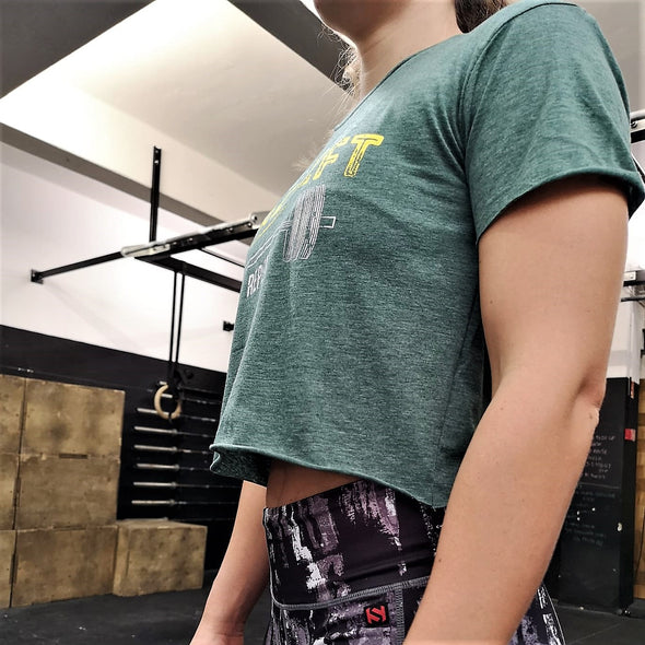 Eat, Sleep, Deadlift, Repeat - Crop T-shirt